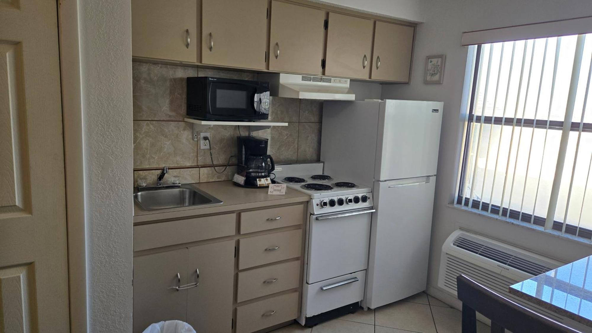 Merida Inn & Suites St. Augustine Room photo